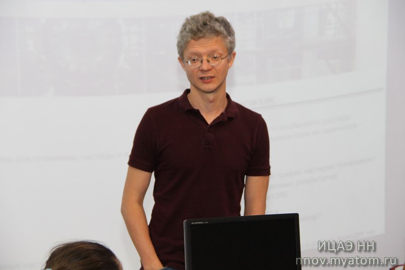 Фото к ФеНИсТ2015: учимся мыслить нестандартно (день третий на площадке ИЦАЭ)