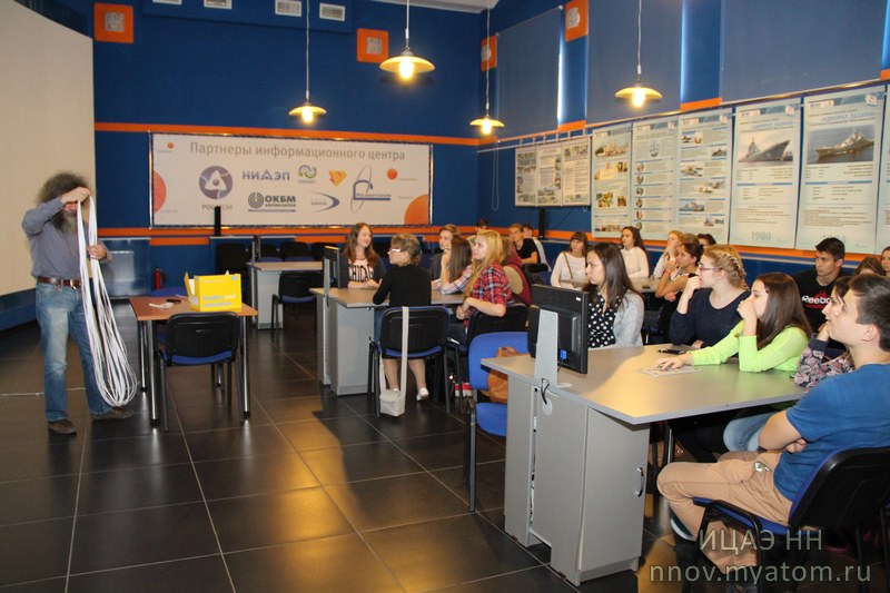 Фото к ФеНИсТ2015: собираем геном (день шестой на площадке ИЦАЭ