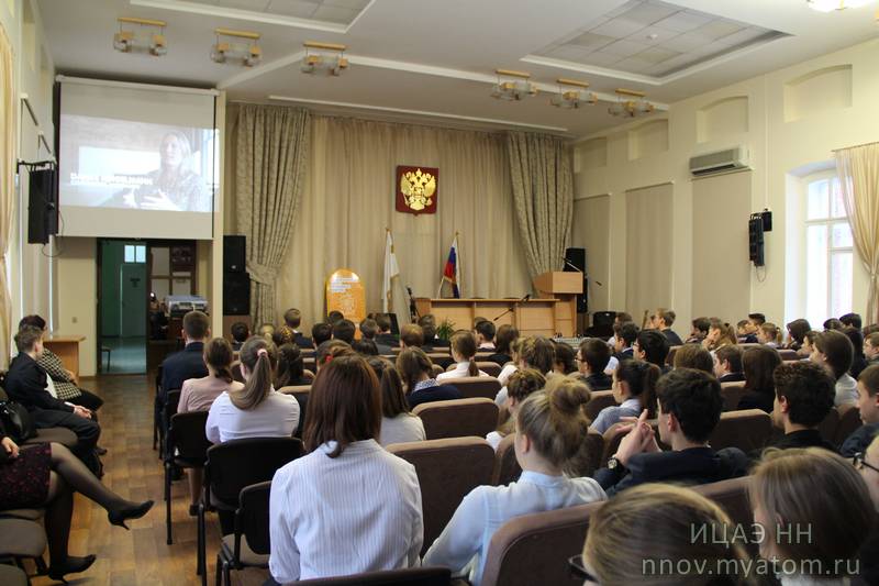 Фото к Учеников «Школы на колёсах» становится всё больше