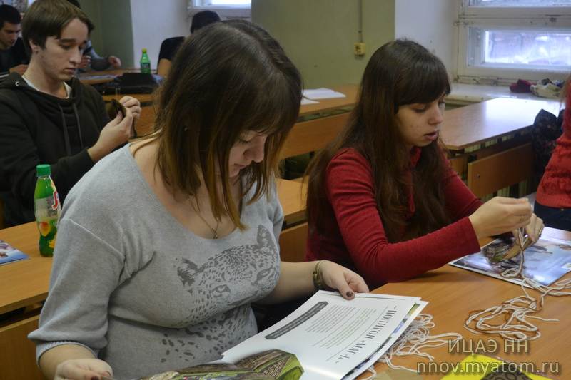 Фото к От пустыни - к оазису, от свалки - к полигону: ученики «Школы на колёсах» побывали на экологическом уроке