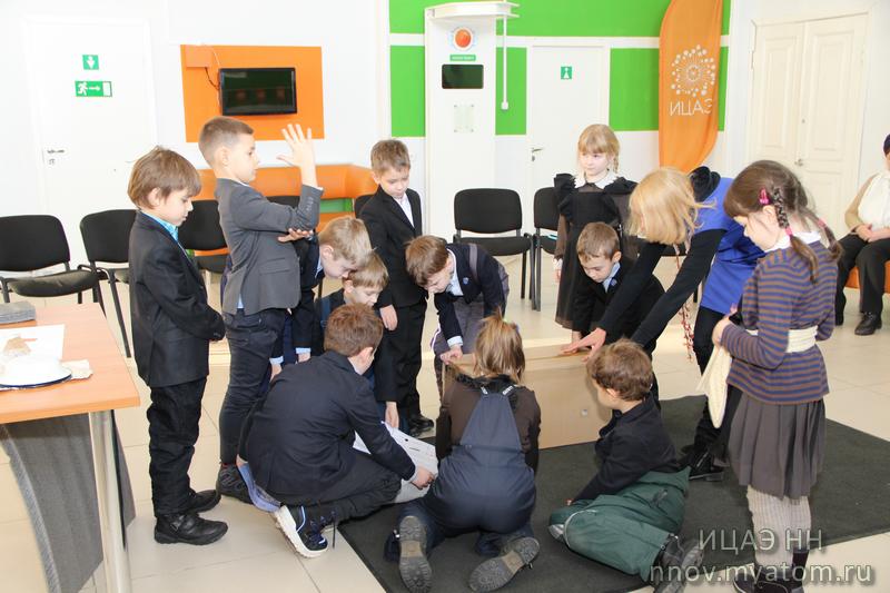 Фото к День детских изобретений  или мастер-класс от первоклассника