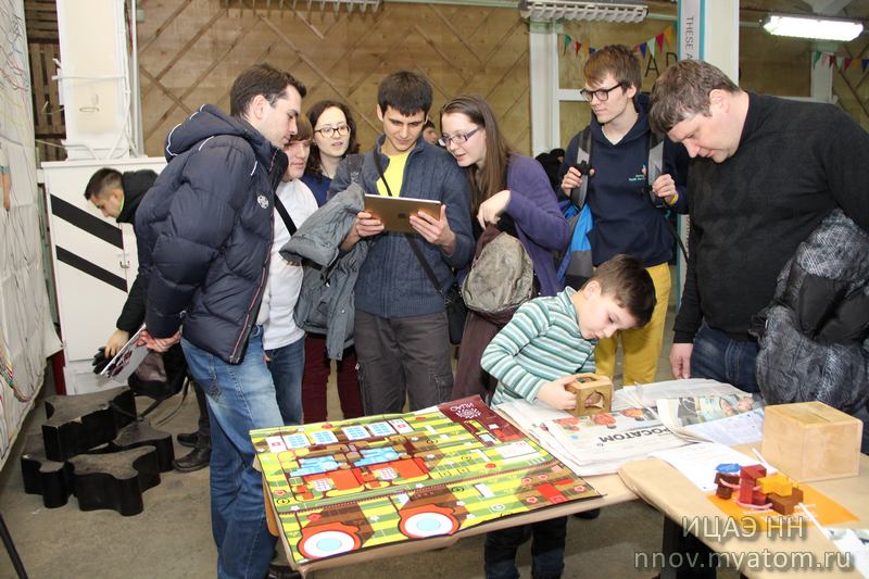 Фото к Фестиваль «42» или материализация знаний с помощью научного подхода