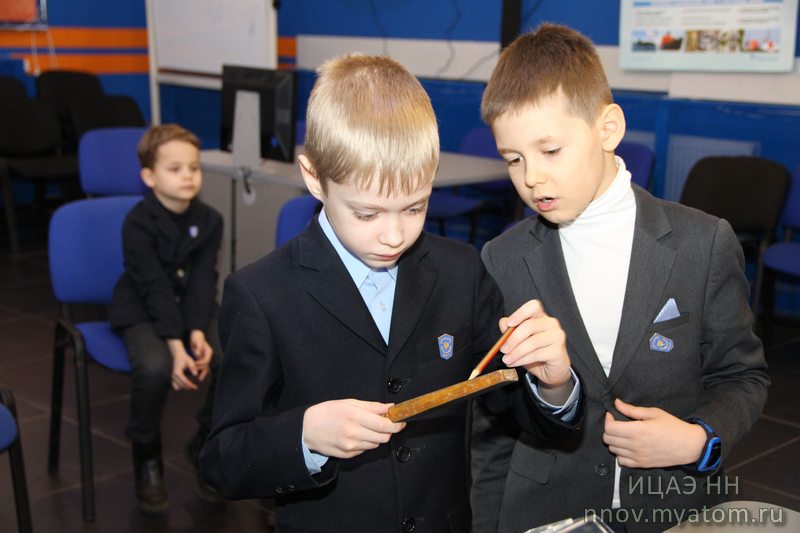 Фото к НВТ. День второй: к hi tech вместе с Фиксиками