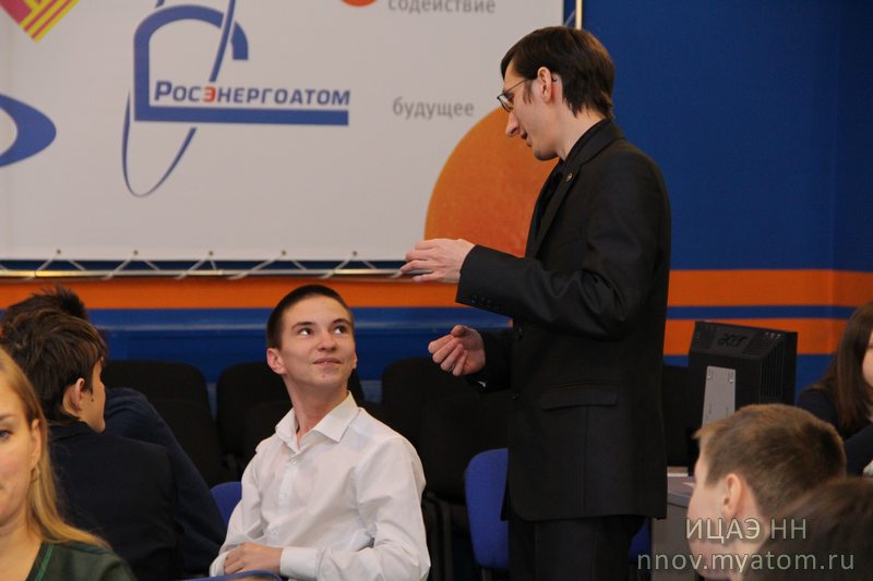 Фото к НВТ. День третий: Нижегородские школьники примерили на себя роль создателей