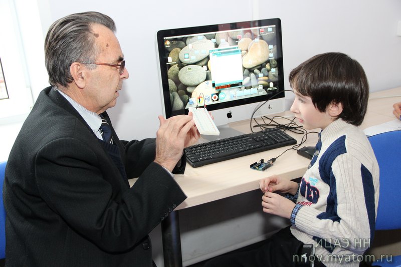 Фото к НВТ. День четвертый: с научным аппетитом в кафе Кота Шрёдингера