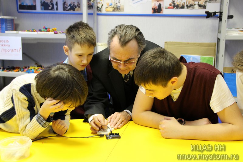 Фото к НВТ. День четвертый: с научным аппетитом в кафе Кота Шрёдингера