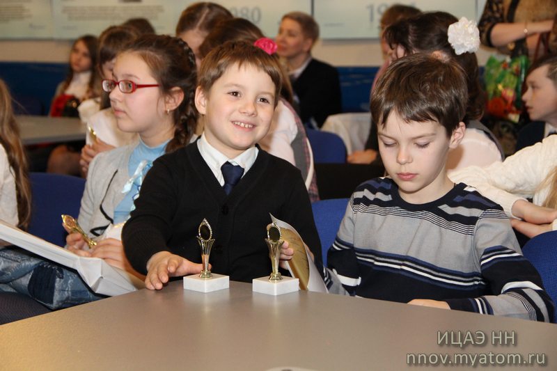 Фото к «Сам себе Кулибин»: юные нижегородцы покоряли жюри «космическими» талантами