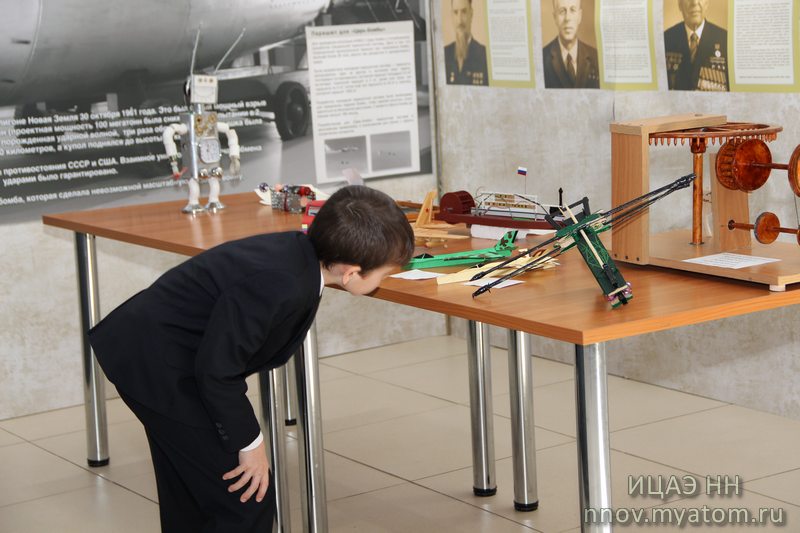 Фото к «Сам себе Кулибин»: юные нижегородцы покоряли жюри «космическими» талантами