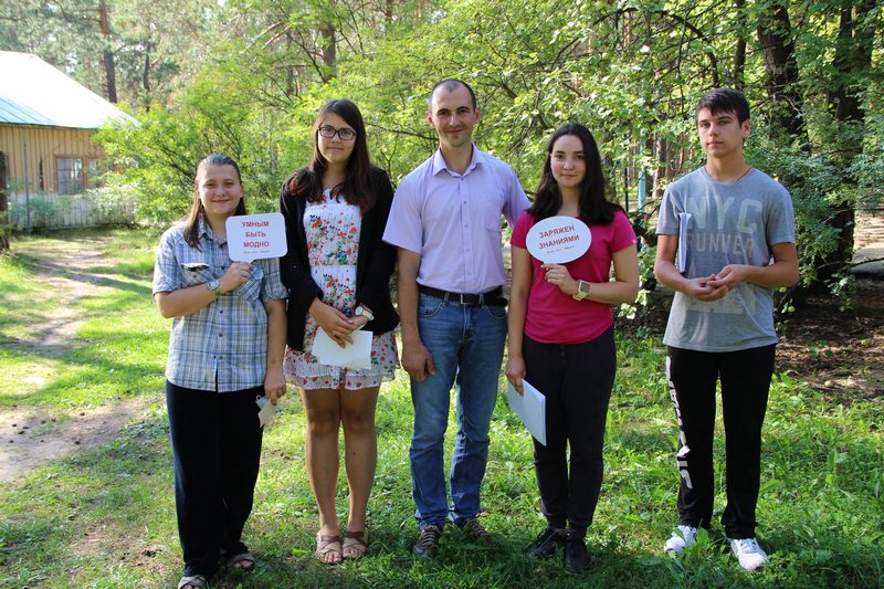 Фото к О суперкомпьютерах в летней физико-математической школе ИПФ РАН
